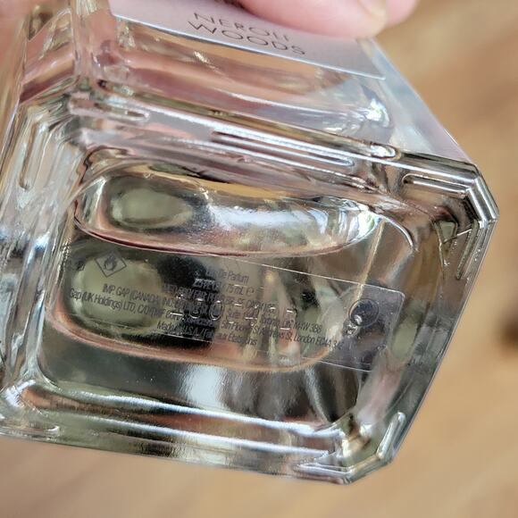 Neroli Woods Banana Republic, 2.5 fl. oz/75ml Spray for Unisex Eau De Parfum New - Picture 10 of 12